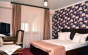 Hotel President